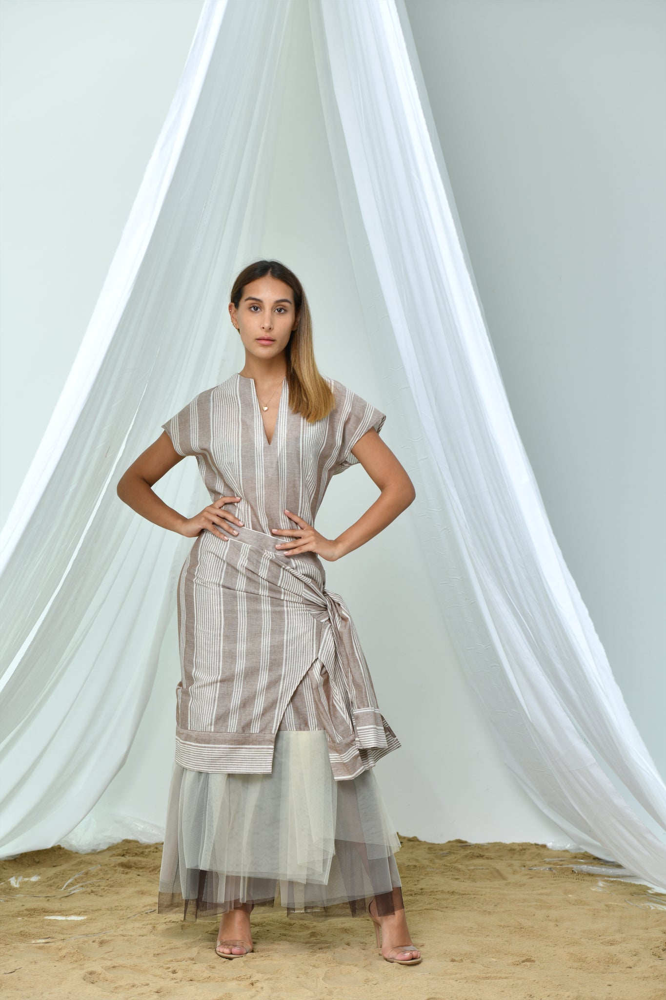 Mesh striped brown